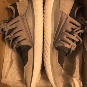 GREY Mens adidas tubular radial